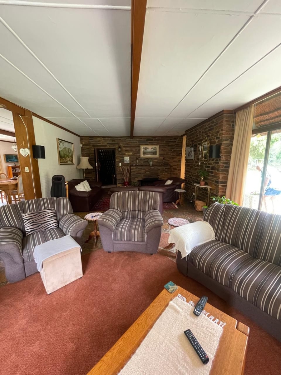 5 Bedroom Property for Sale in Christiana North West